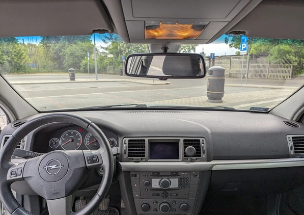 Opel Vectra cena 14000 przebieg: 225000, rok produkcji 2008 z Katowice małe 46